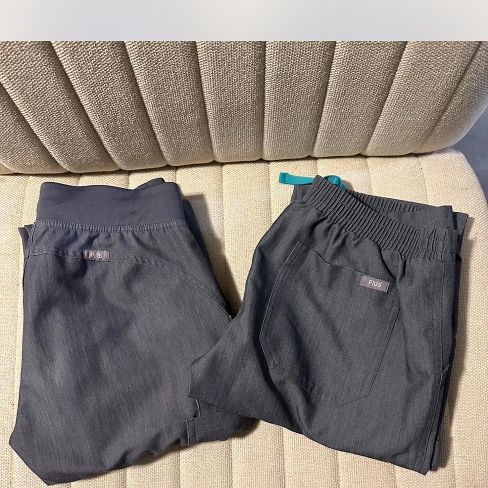 Figs straight leg and made cargo XXS PETITE